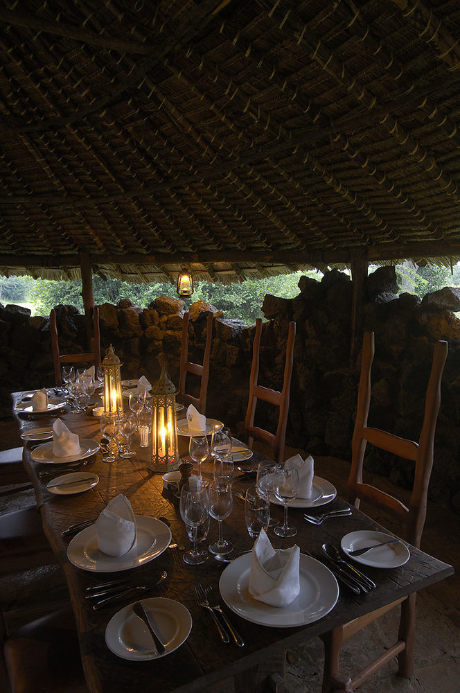 Отель Mbweha Camp Elmenteita Экстерьер фото