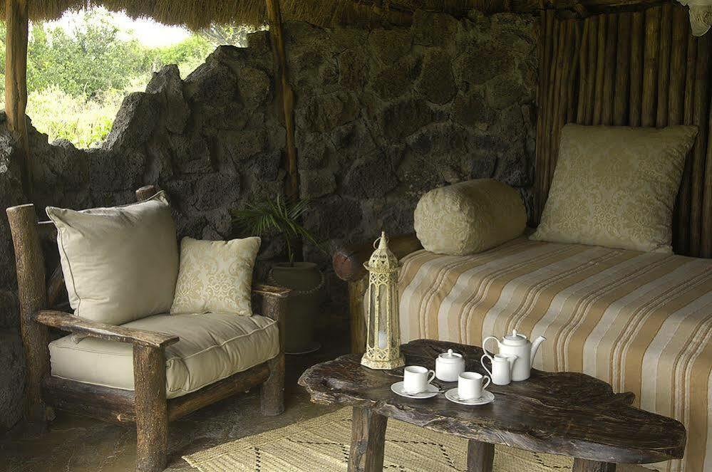 Отель Mbweha Camp Elmenteita Экстерьер фото